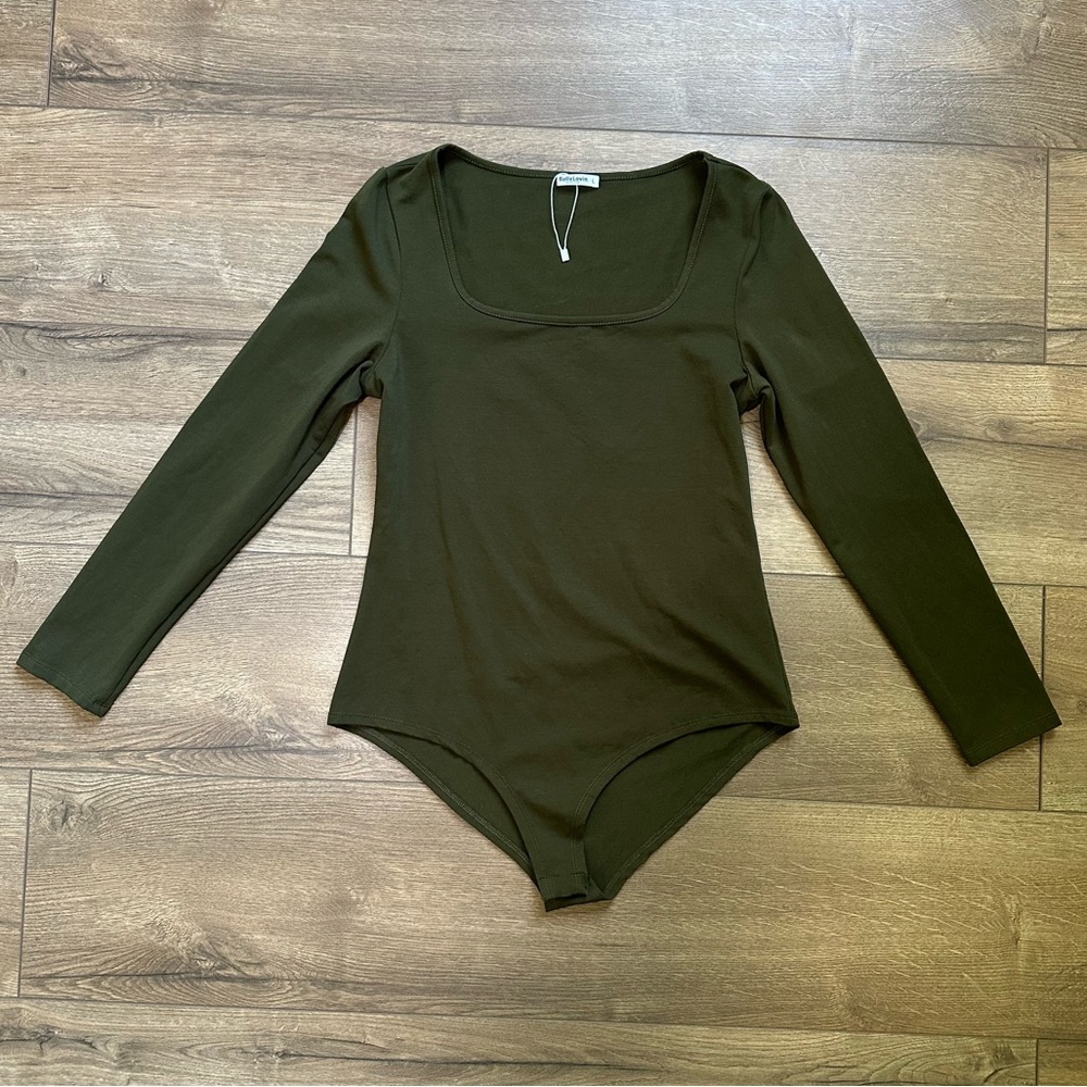 BelleLovin Hunter Green Long Sleeve Square Neck Bodysuit